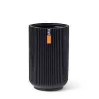 Vaas hoog Groove H21.7 cm zwart bloembpot Capi Europe - Capi europe