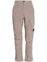 C.P. Company pantalon en velours côtelé à poches cargo - Tons neutres