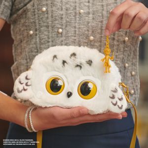 Wizarding World Harry Potter - Hedwig Purse Pets interactieve dierenschoudertas met meer dan 30 geluiden en reacties