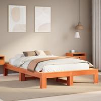 Bedframe zonder matras massief grenenhout wasbruin 135x190 cm