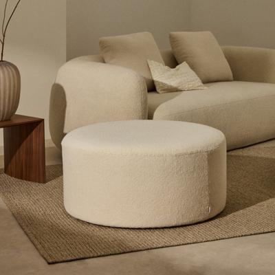 Kave Home Poef 'Kaeli' Bouclé, 90cm, kleur Ecru Kave Home Poef 'Kaeli' Bouclé, 90cm, kleur Ecru