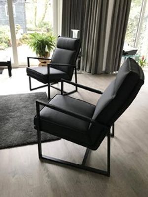 Set van 2 leren fauteuils met stalen frame en hoge rug - zwart leer - Echt leer, Industrieel, ontdek de vele Leersoorten en Kleuren bij ShopX