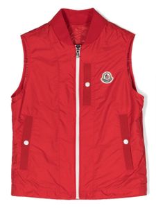 Moncler Enfant gilet zippé à patch logo - Rouge