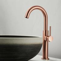 Wastafelkraan SaniClear Highriser | Mengkraan | Hoog model | Draaibare uitloop | Geborsteld koper Wastafelkraan SaniClear Highriser | Mengkraan | Hoog model | Draaibare uitloop | Geborsteld koper