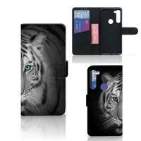 Motorola G8 Power | Telefoonhoesje | Met pasjeshouder | Tijger Motorola G8 Power | Telefoonhoesje | Met pasjeshouder | Tijger