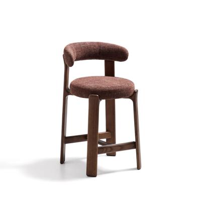 Kave Home Barkruk 'Granite' Chenille en essenhout, kleur Terracotta/Bruin (zithoogte 65cm)