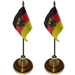 2x stuks duitsland vlag met adelaar supporters tafelvlaggetje 10 x 15 cm met standaard