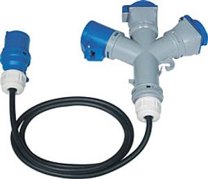 Caravan verlengsnoer met 3 caravan stopcontacten en zware rubberkabel H07RN-F 5 meter 3 x 2,5mm