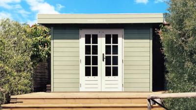Lugarde TP39o Tuinhuis 360x300 cm 44 mm vurenhout blank- Plat dak- Hout- Lugarde