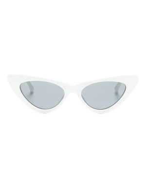 The Attico lunettes de soleil Dora à monture papillon - Blanc