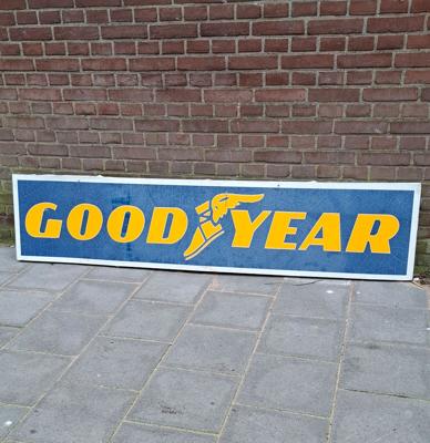 Goodyear Groot Metalen Bord - 183 x 41cm - Origineel