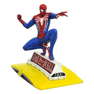 Spider-Man 2018 Marvel Video Game Gallery PVC Statue Spider-Man on Taxi 23 cm