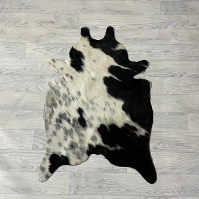 Kleine koeienhuid bruin wit zwart (Normandiër) 90x60cm