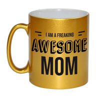 Moeder cadeau gouden mok / beker I am a freaking awesome mom - thumbnail