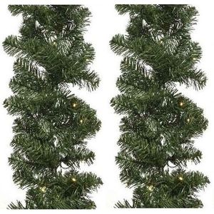 2x Verlichte Kerst guirlande/slinger groen met verlichting 270 cm dennenslinger versiering/decoratie   -