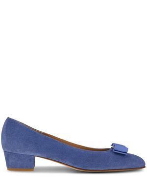 Ferragamo escarpins en daim à nœud Vara - Bleu