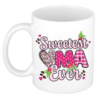 Cadeau koffie/thee mok oma - wit/roze - liefste oma ooit - 300 ml