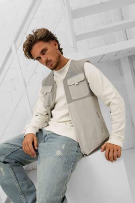 Off The Pitch X Robey Tammy Woven Bi-Stretch Utility Bodywarmer Heren Grijs - Maat XS - Kleur: Grijs | Soccerfanshop