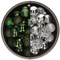 74x stuks kunststof kerstballen mix van zilver en donkergroen 6 cm - thumbnail