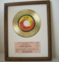 Gouden plaat Frank Sinatra - The Moon was yellow