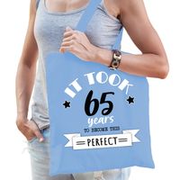 Cadeau tas voor dames - 65 en perfect - lichtblauw - katoen - 42 x 38 cm - vijfenzestig - shopper - thumbnail