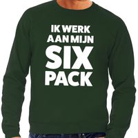 Ik werk aan mijn SIX Pack tekst sweater groen voor heren