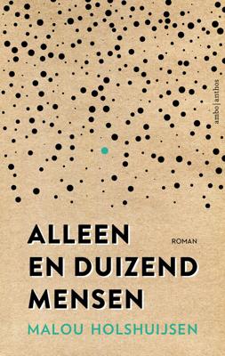 Alleen en duizend mensen (Paperback)