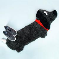 Hoogpolig zwart teckel vloerkleed