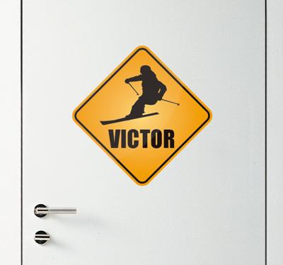 Tienerkamer muursticker ski teken met naam