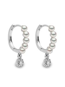 Yoko London boucles d'oreilles Eclipse en or blanc 18ct serties de perles d'Akoya et de diamants - Argent