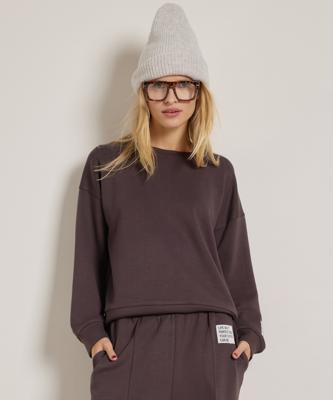 trui met mouwlabel trui met mouwlabel