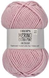 Drops Merino Extra Fine Uni Colour 40 Poeder Roze