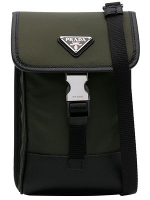Prada coque de smartphone Re-Nylon à logo triangulaire - Vert