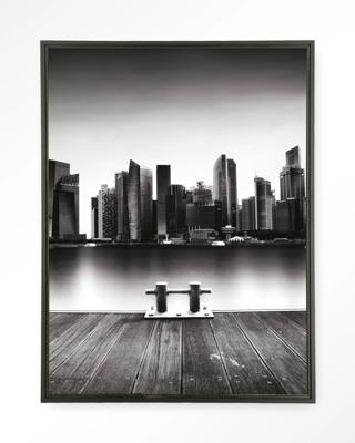 Urban Cotton Wandkleed 'Momentarily Silent' 80 x 110cm in Floating Frame - black