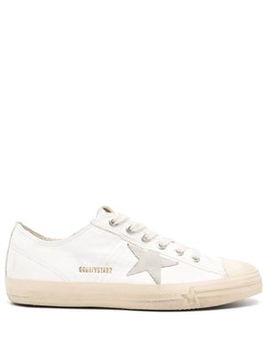 Golden Goose baskets V-Star à lacets - Blanc