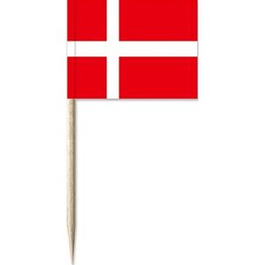 50x Vlaggetjes prikkers Denemarken 8 cm hout/papier   -