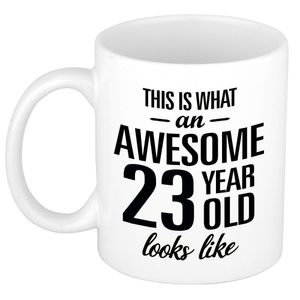 Awesome 23 year cadeau mok / beker 300 ml