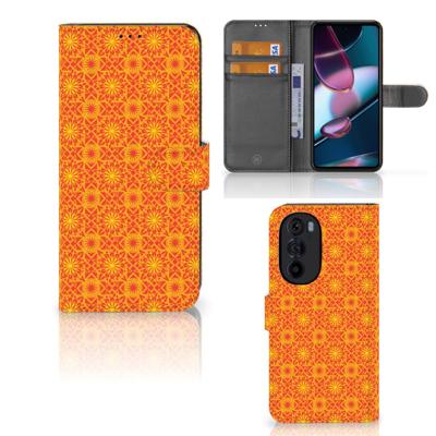 Motorola Edge 30 Pro | Telefoon Hoesje | Batik Oranje | Portemonnee hoesje