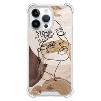 iPhone 14 Pro Max shockproof hoesje - Abstract gezicht bruin