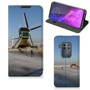 Motorola One Zoom Book Cover Schaatsers