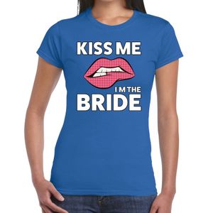 Kiss me I am The Bride t-shirt blauw dames