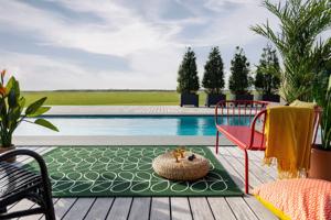 Orla Kiely - Linear Stem Jade Outdoor 460507 - 140x200 cm Vloerkleed