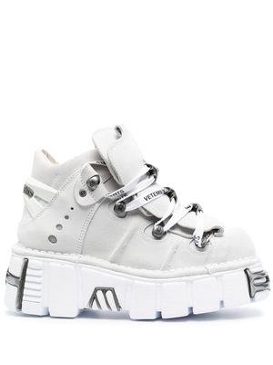 VETEMENTS baskets New Rock à plateforme - Blanc