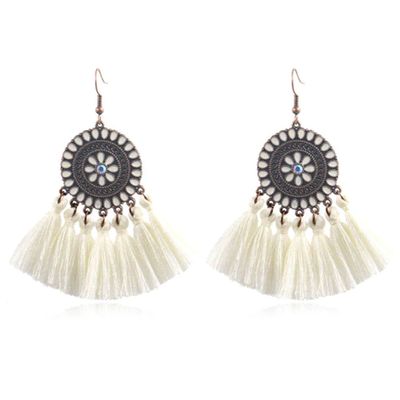 Bohemian Ibiza oorbellen hangers met katoenen kwastjes kleur wit