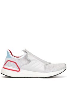 adidas baskets adidas x DOE UltraBOOST - Gris