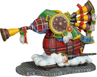 Luville Molendam Carnaval car bagpipe