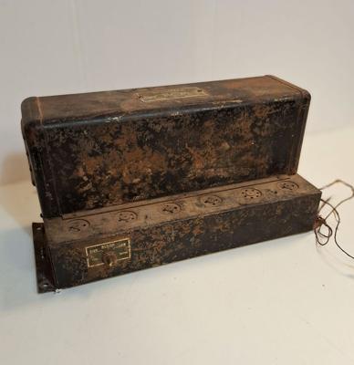 Wurlitzer Model 550 Versterker Wide Range Sound System