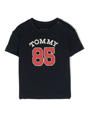 Tommy Hilfiger Junior t-shirt en coton à imprimé graphique - Bleu