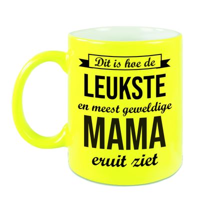 Leukste en meest geweldige mama cadeau koffiemok / theebeker neon geel 330 ml Leukste en meest geweldige mama cadeau koffiemok / theebeker neon geel 330 ml