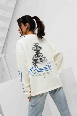 Equalité Fountain Oversized Longsleeve Dames Gebroken Wit - Maat XS - Kleur: Gebroken Wit | Soccerfanshop Equalité Fountain Oversized Longsleeve Dames Gebroken Wit - Maat XS - Kleur: Gebroken Wit | Soccerfanshop